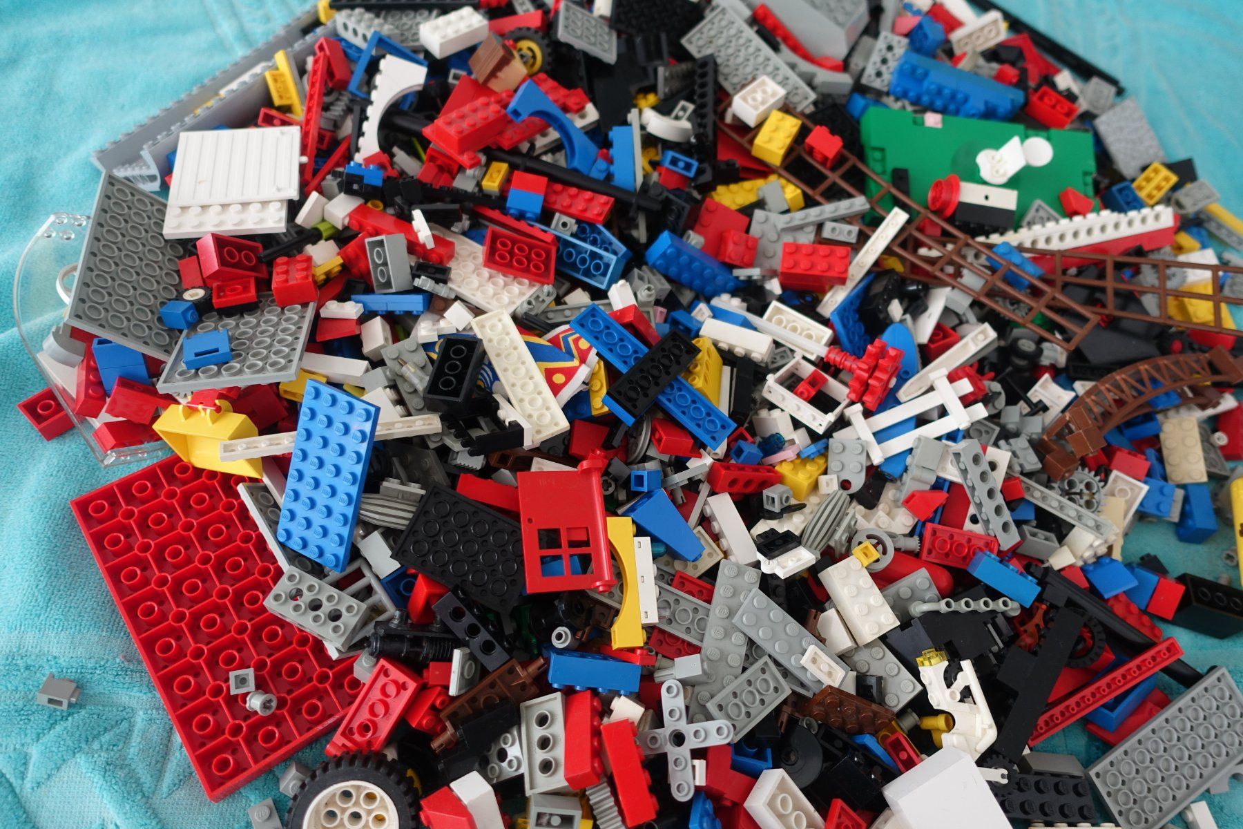 Lego Giocattoli: 3kg verschiedene Legosteine/Teile – Usato da Belp venduto da Mazarron58 1