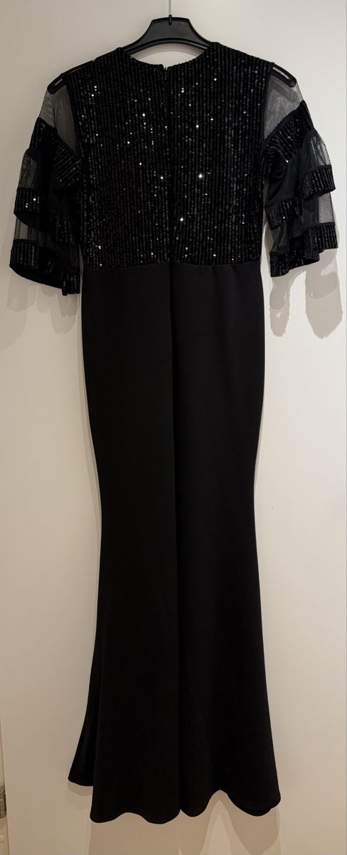 Robes: Schwarzes Abendkleid lang NEU – Neuf avec emballage d'origine à Volketswil par mikeyburrows 1