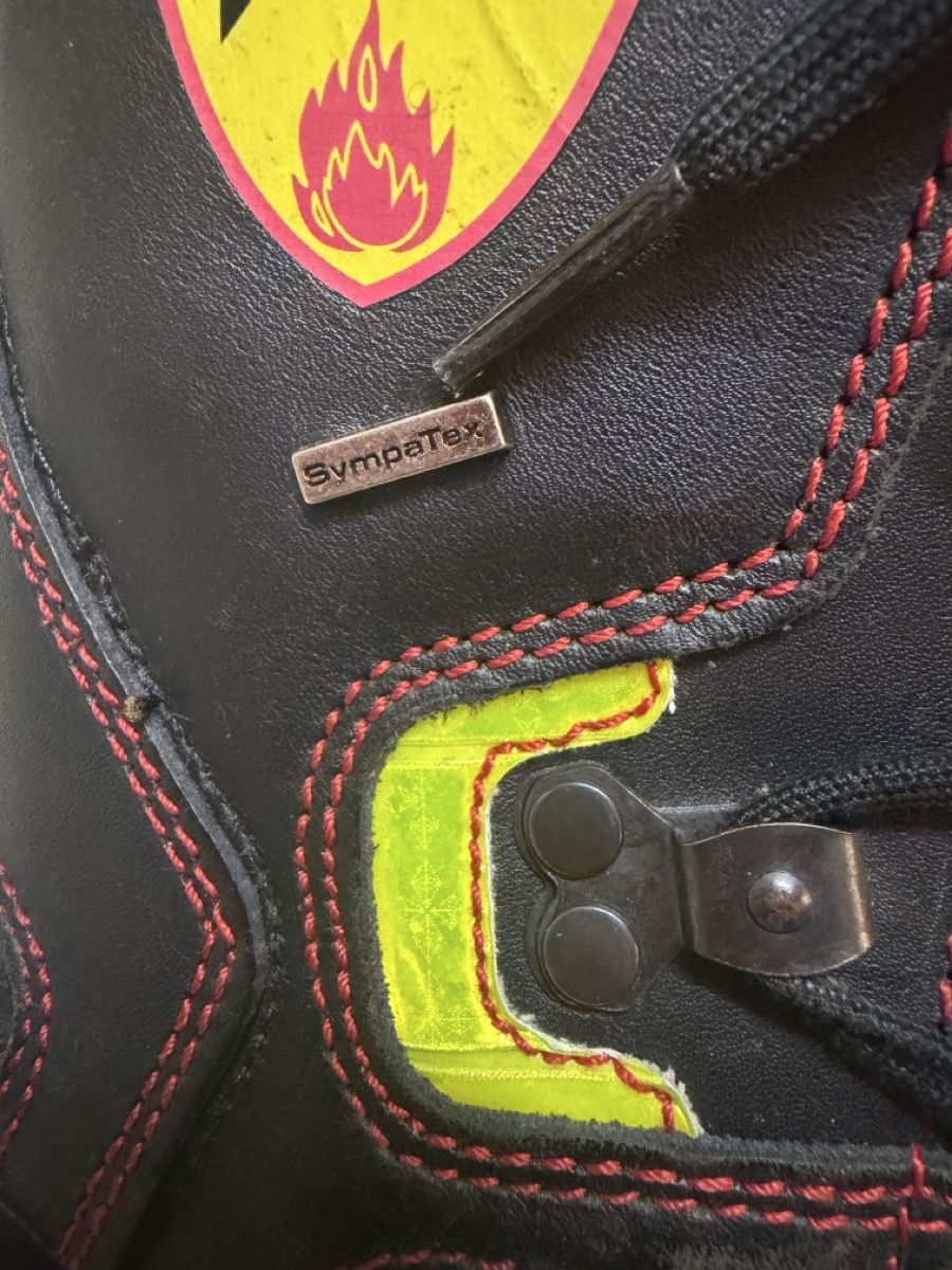 Scarpe da uomo: Sicherheitsschuhe – Usato da Hochdorf venduto da tom_55hc 3