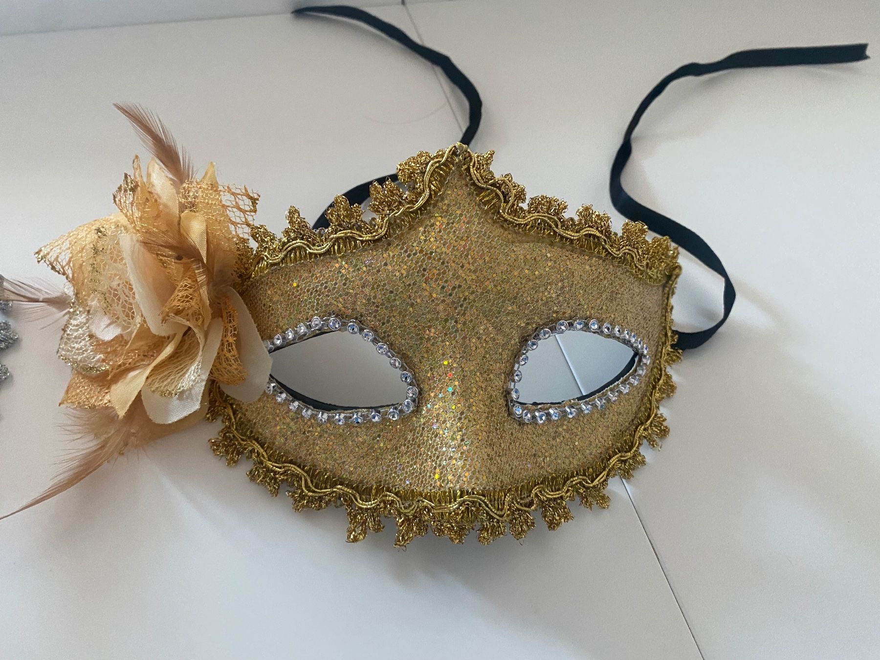 Maschere: Maschere per carnevale – Usato da Carona venduto da riv_tc6y