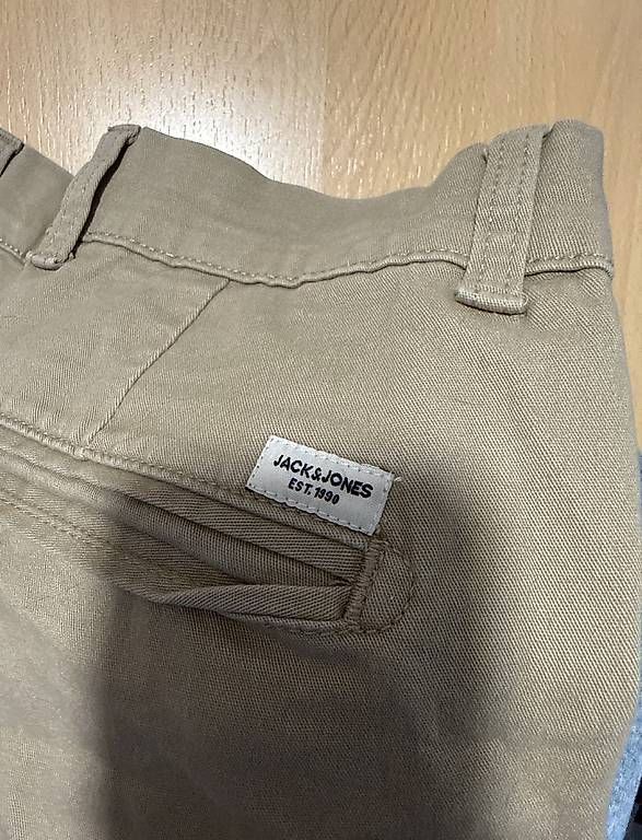 Pantaloni: Jack und Jones Chino Hosen – Usato da Alchenflüh venduto da selina077 2