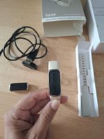 Fitbit Luxe Fitness Tracker weiss gold mit Zubehör