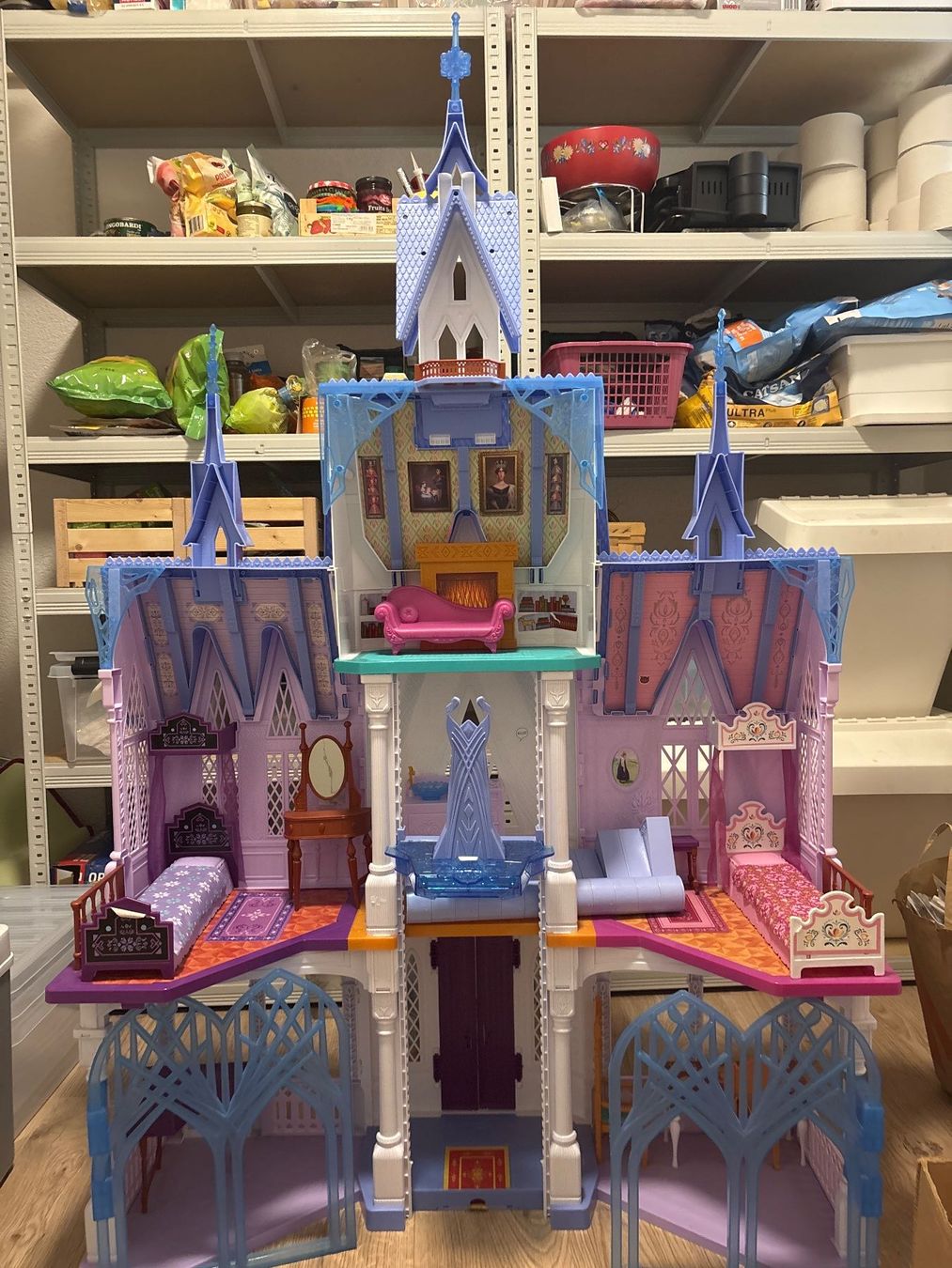 Disney Jouets: Frozen Spielschloss – D'occasion à Staufen par Spotty016