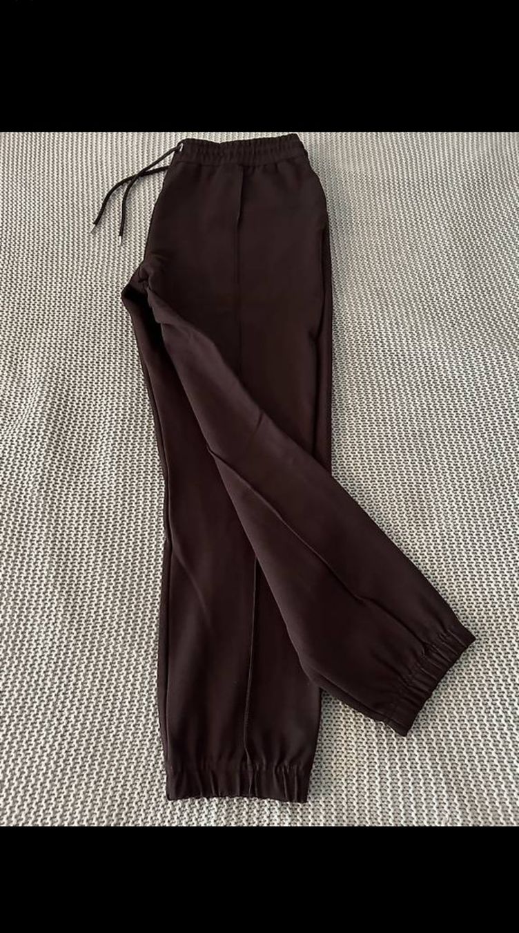 Pantaloni: Hose – Usato da Zürich venduto da Yvo619