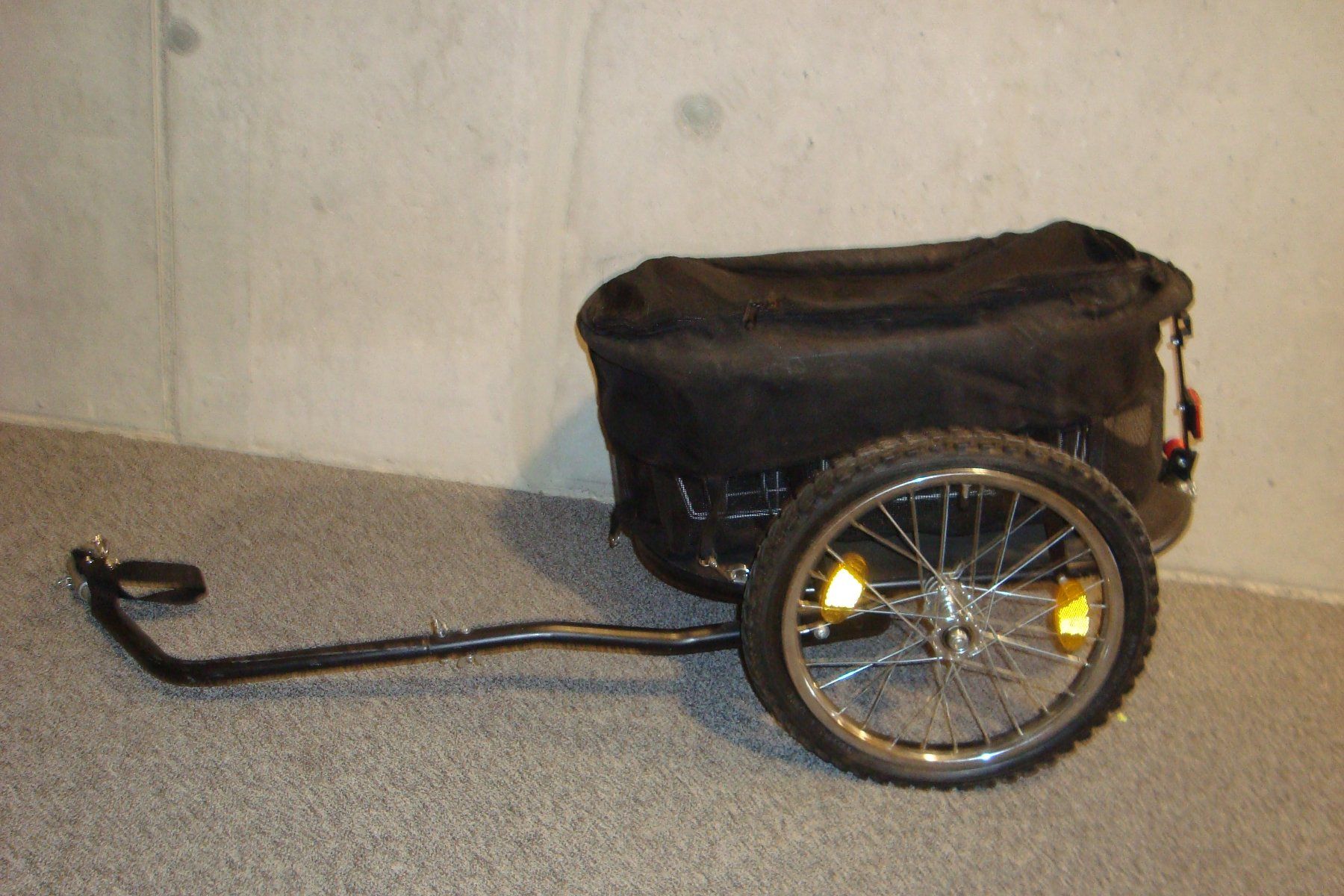 Dahon Biciclette: 2 x Klappvelo + 1 x Anhänger – Difettoso da Walzenhausen venduto da Totenkopf0 3