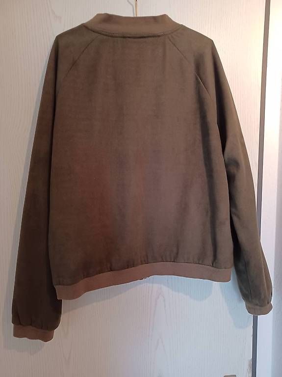 Jacken: Blouson vert militaire – Gebraucht aus Soyhières von 5jm_5czl 2
