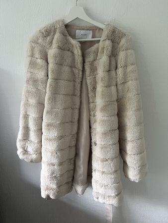 Kuscheljacke beige Villa / NEU