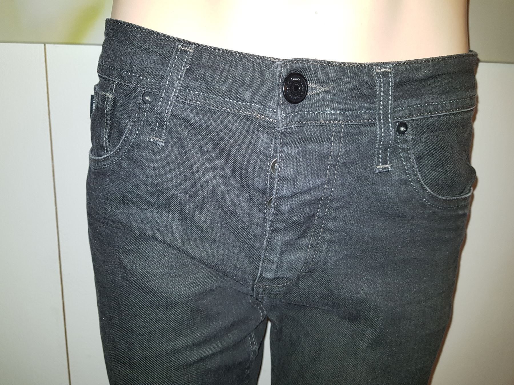 Jack & Jones Jeans: JACK & JONES Jeans taille / Grosse  S – Usato da Cossonay-ville venduto da Super-Price-Quality 1