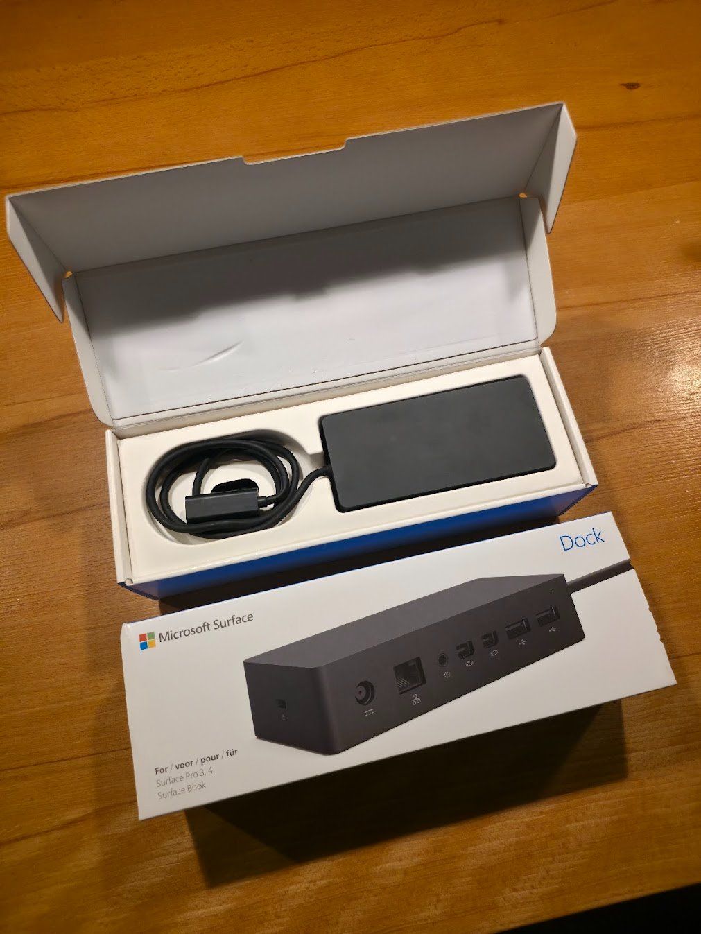 Microsoft Docking station: Microsoft Surface Dock USB mit Kabel – Usato da Abtwil SG venduto da EIS_AW 1