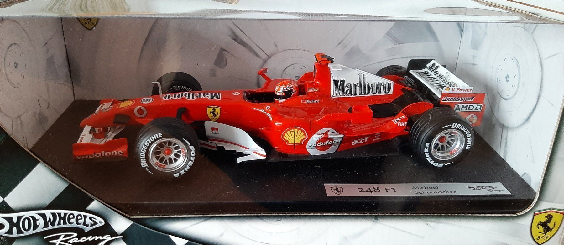 Ferrari F248 Michael Schumacher F1 2006 mit Marlboro 1:18 (Neu und