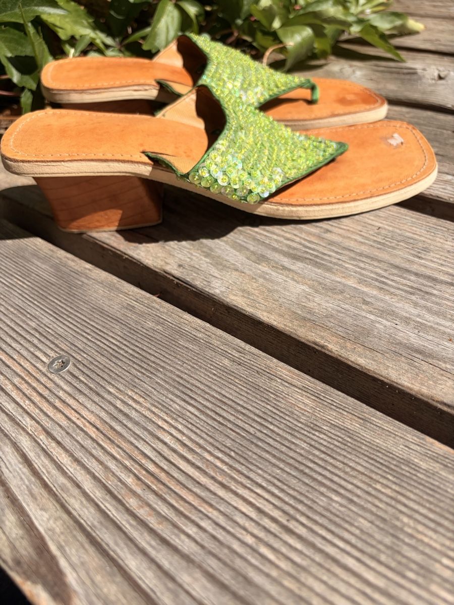 Damenschuhe: Handgemachte Sandalen aus Bali Grösse 39 – Gebraucht aus Bibern SO von oOooOo 1