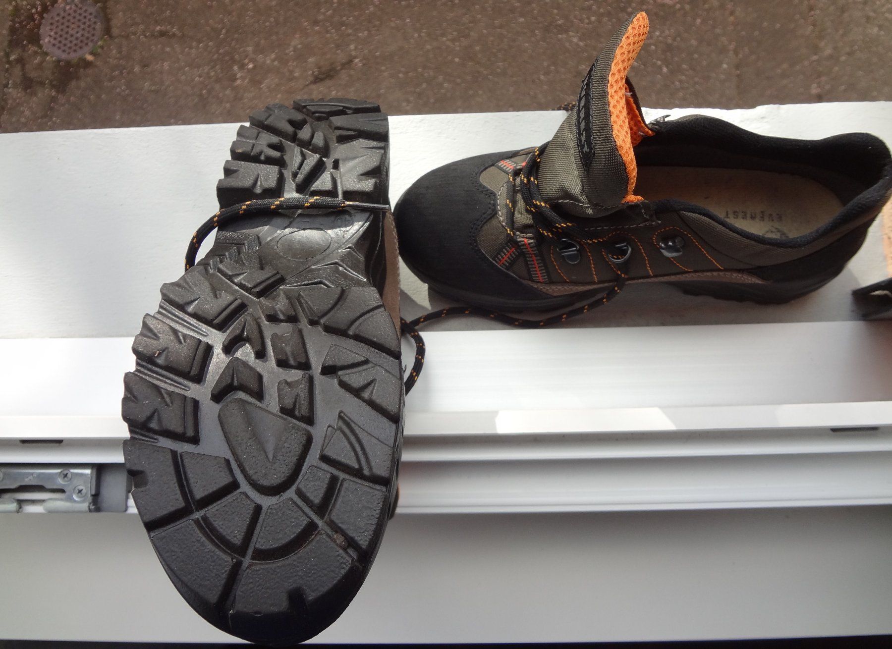 Everest Scarpe da uomo: Everest-Schuhe N 40 – Usato da Thun venduto da Fra130 4