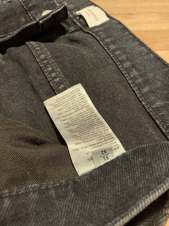 Jeans: Tolle schwarze Armed Angels Jeans – Usato da basel venduto da RaKu84 1