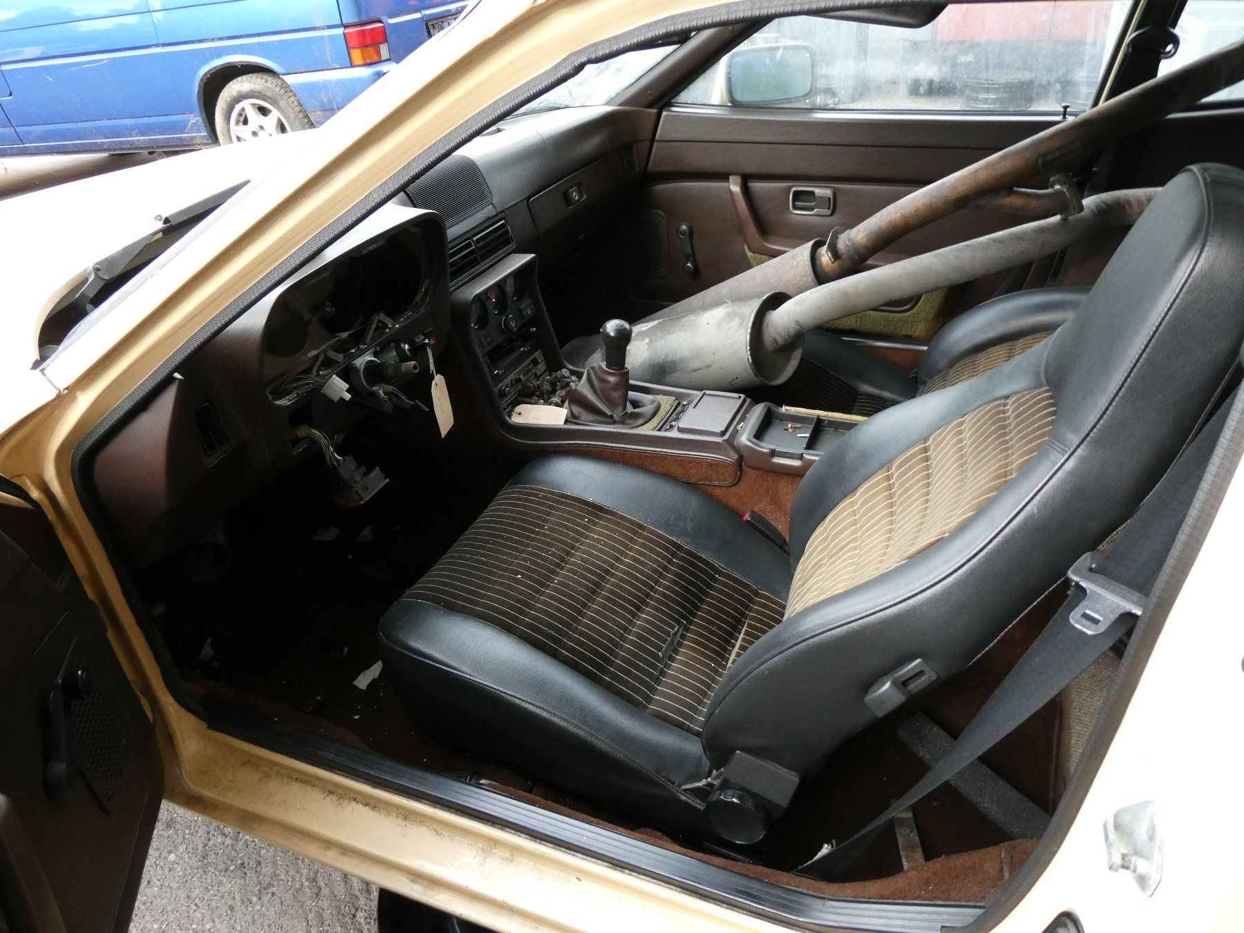 Porsche Autos: Porsche 924 – Gebraucht aus Küssnacht am Rigi von Locki71 7