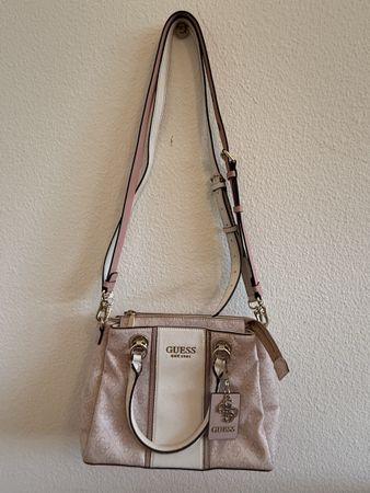 Guess Tasche pink 