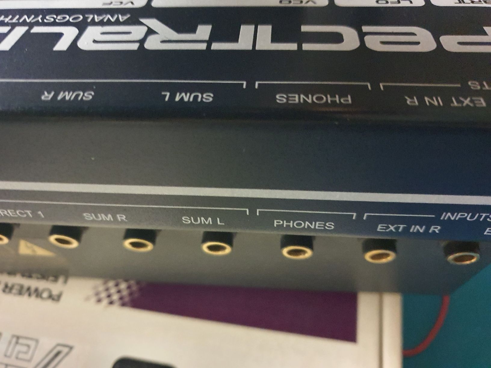 Strumenti musicali: Radikal Technologies Spectralis, Synthesizer Top! – Usato da Muri AG venduto da Jeromia 3