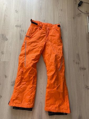 Atmungsaktive Skihose Extend Gr 152 sehr guter Zustand