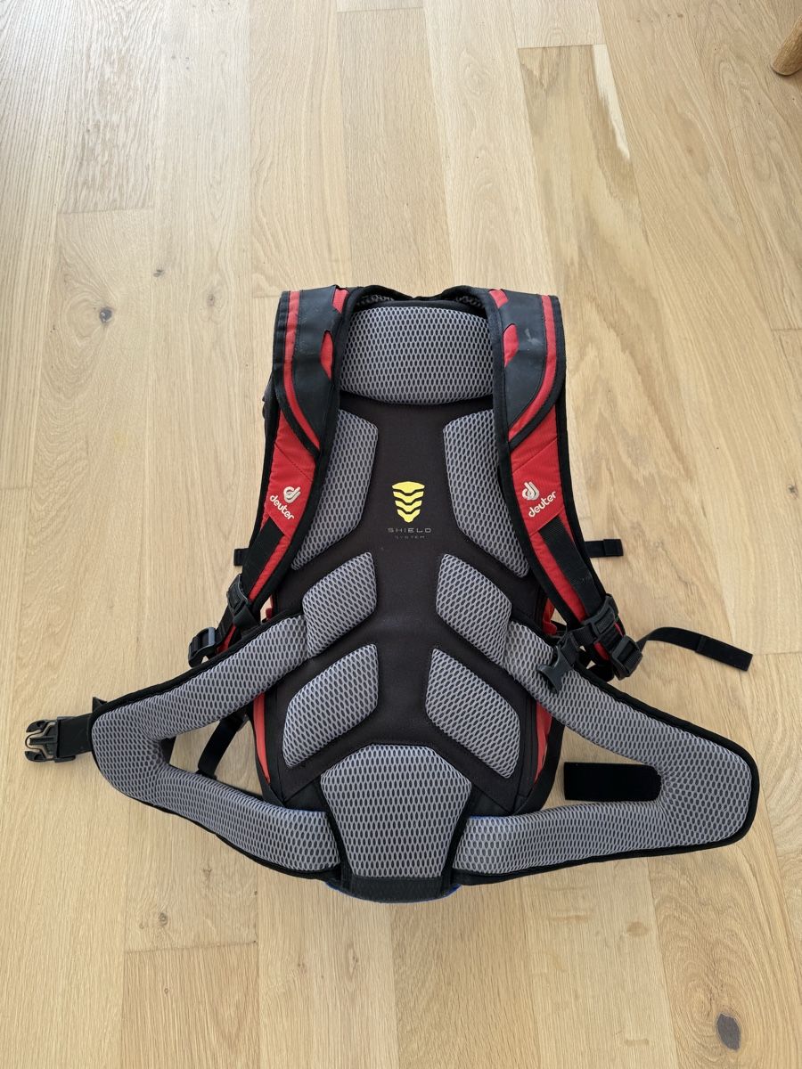 Deuter Rucksäcke: Deuter MTB Rucksack Attack 20 – Gebraucht aus Flims Dorf von Fanta1ch 1