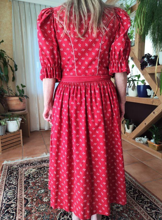Vestiti: Kärntner Dirndl rot – Nuovo (secondo la descrizione) da Hunzenschwil venduto da MuellerAarau 2