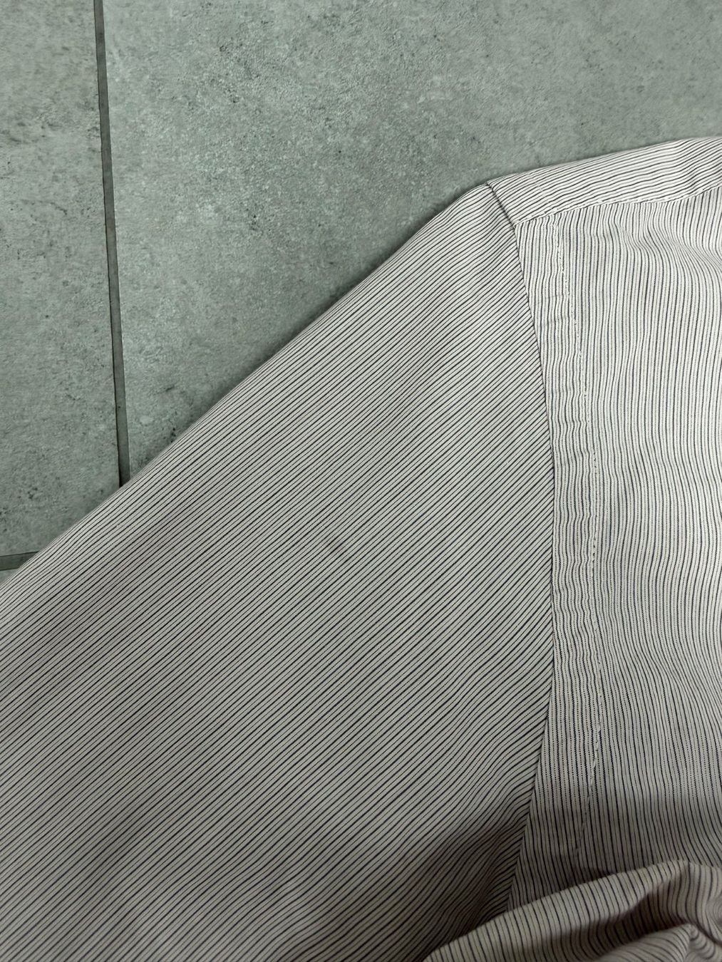 Prada Hemden: Prada Striped Logo Shirt – Gebraucht aus Biel/Bienne von sami0788480082 4