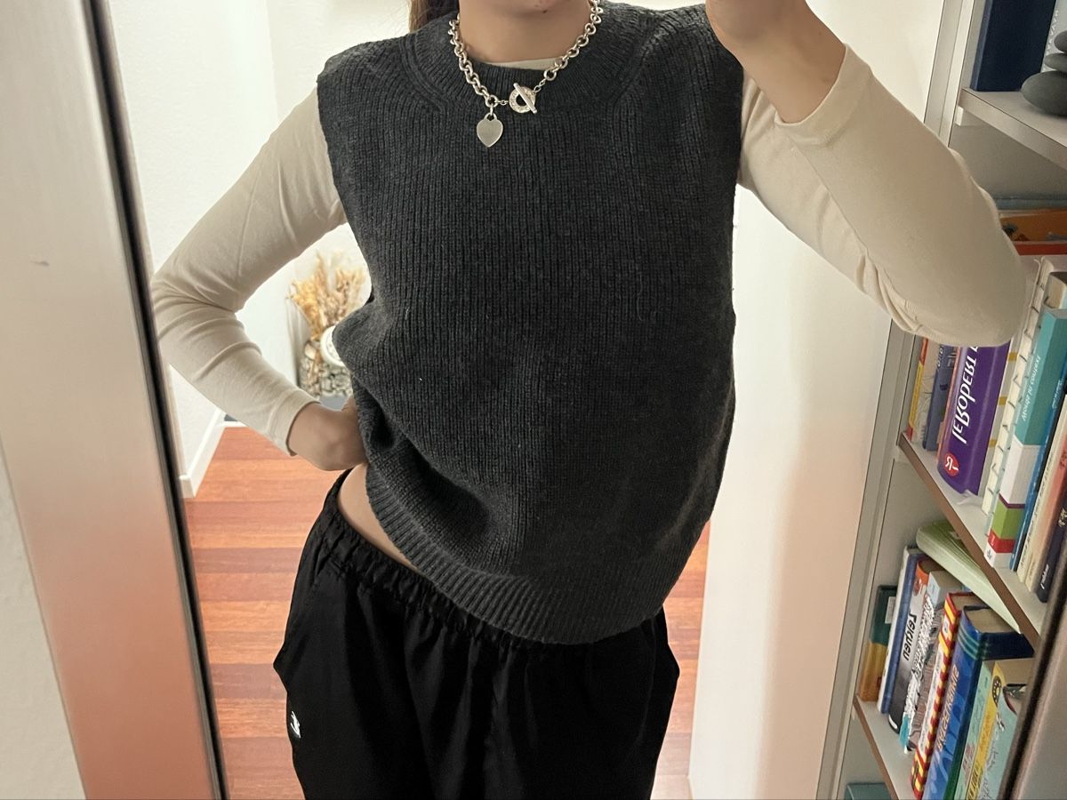 Only Gilets & Westen: Only grey knitted vest – Neu (gemäss Beschreibung) aus Cham von max_q5dz 2