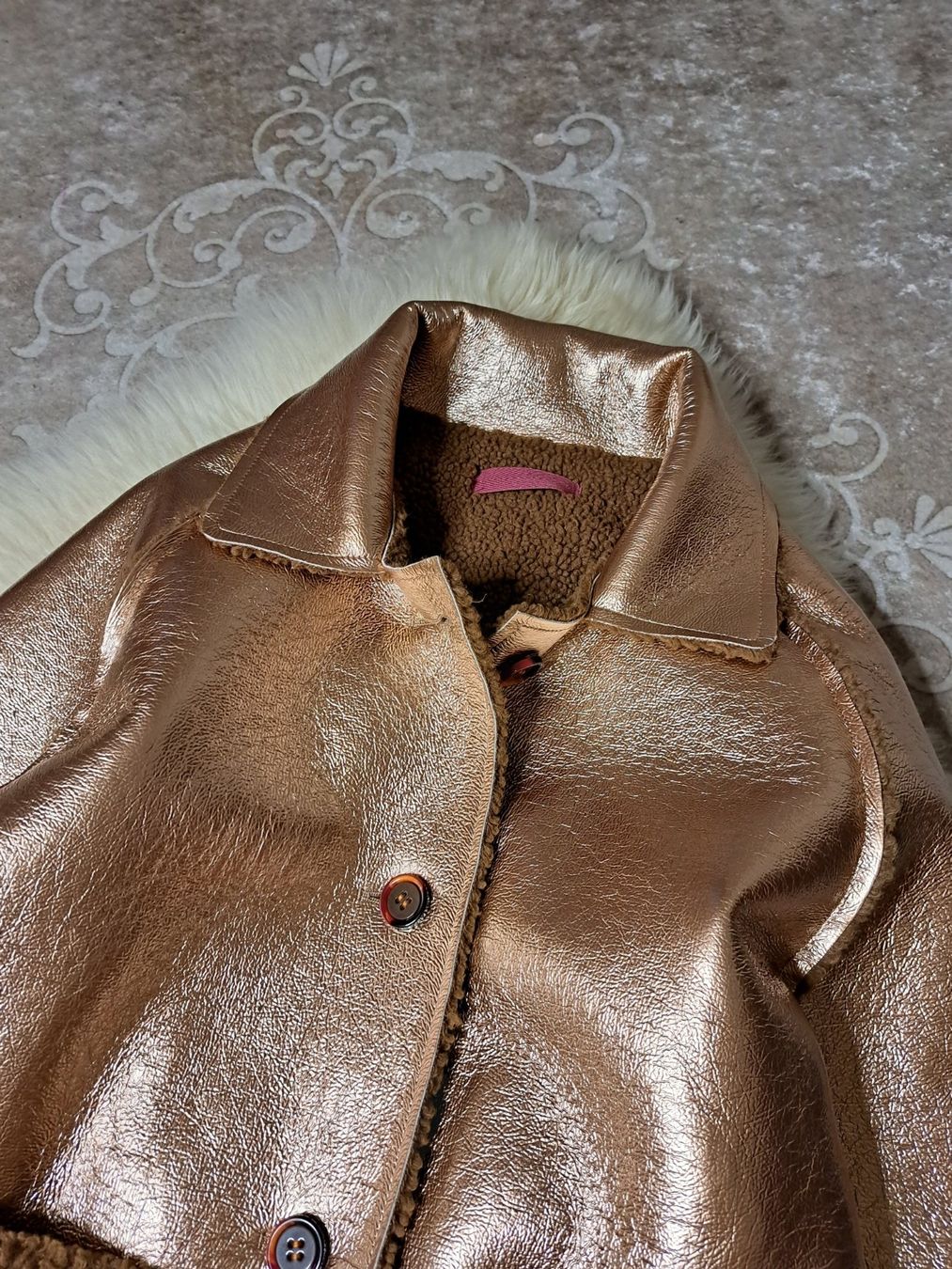 Manteaux: Doppelseitiger Schafsfellmantel OOF WEAR – D'occasion à Leissigen par ali_k9v8 7