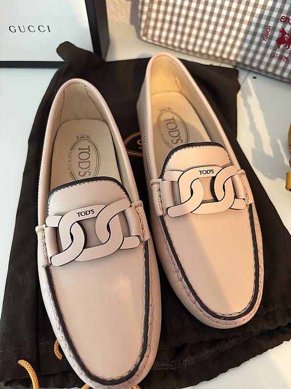 Scarpe da donna: Tod's Mokassin zartrosa – Usato da Triesen venduto da besobeach5362