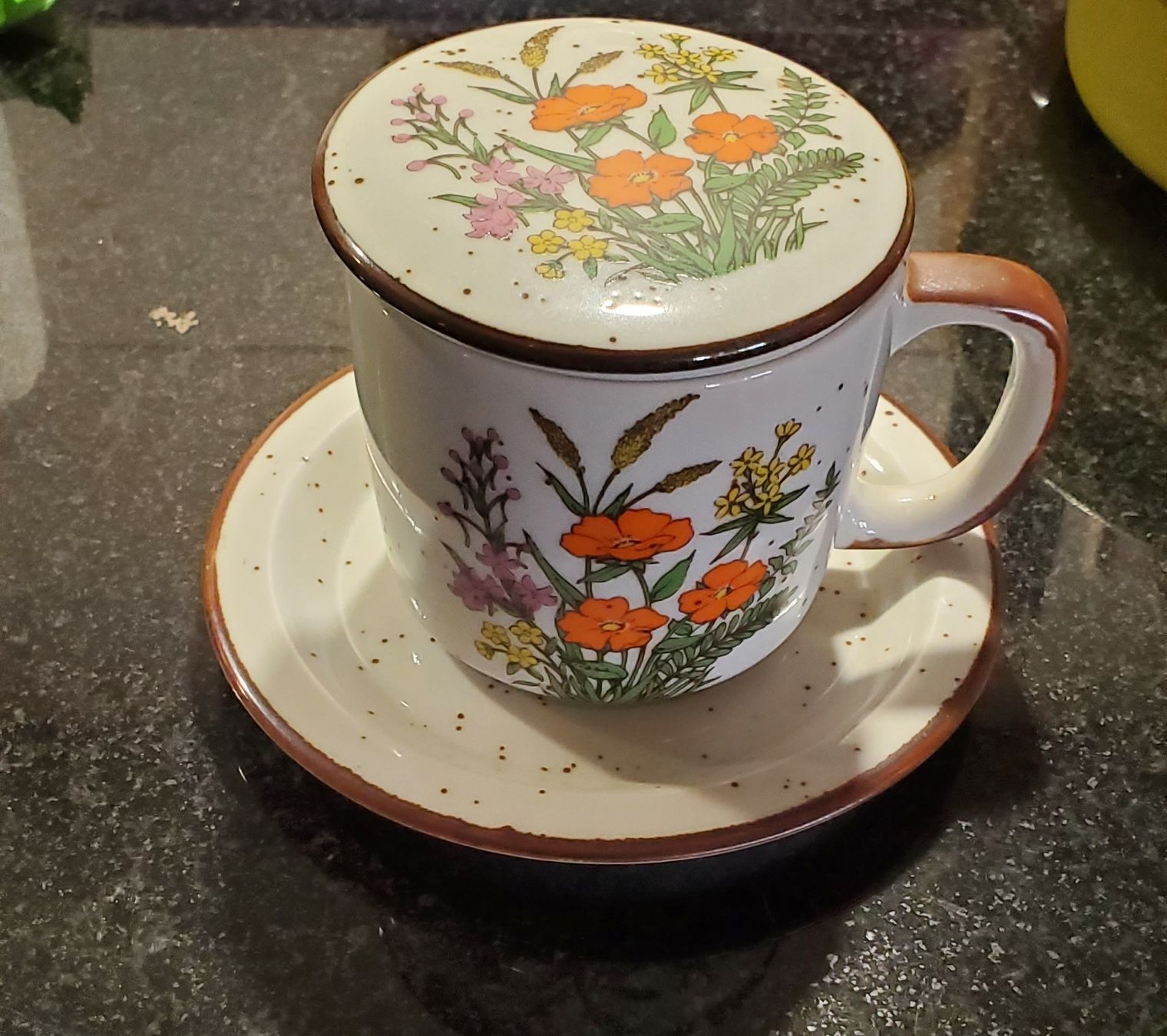 Tassen: Tasse à thé vintage – Gebraucht aus Bex von Eezolyl 1