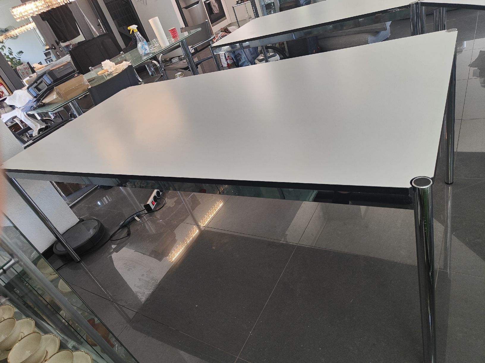 USM Tavoli: USM Tisch weiss 100 x 200 cm – Usato da Grenchen venduto da JoelBigolin 2
