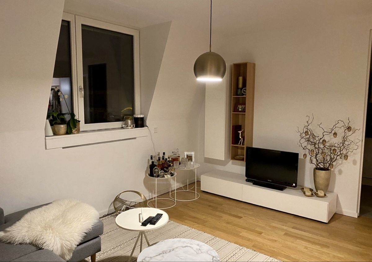 Boconcept Meubles TV: BoConcept Lugano Flachboard mattweiss – D'occasion à Zürich par sop_85ny