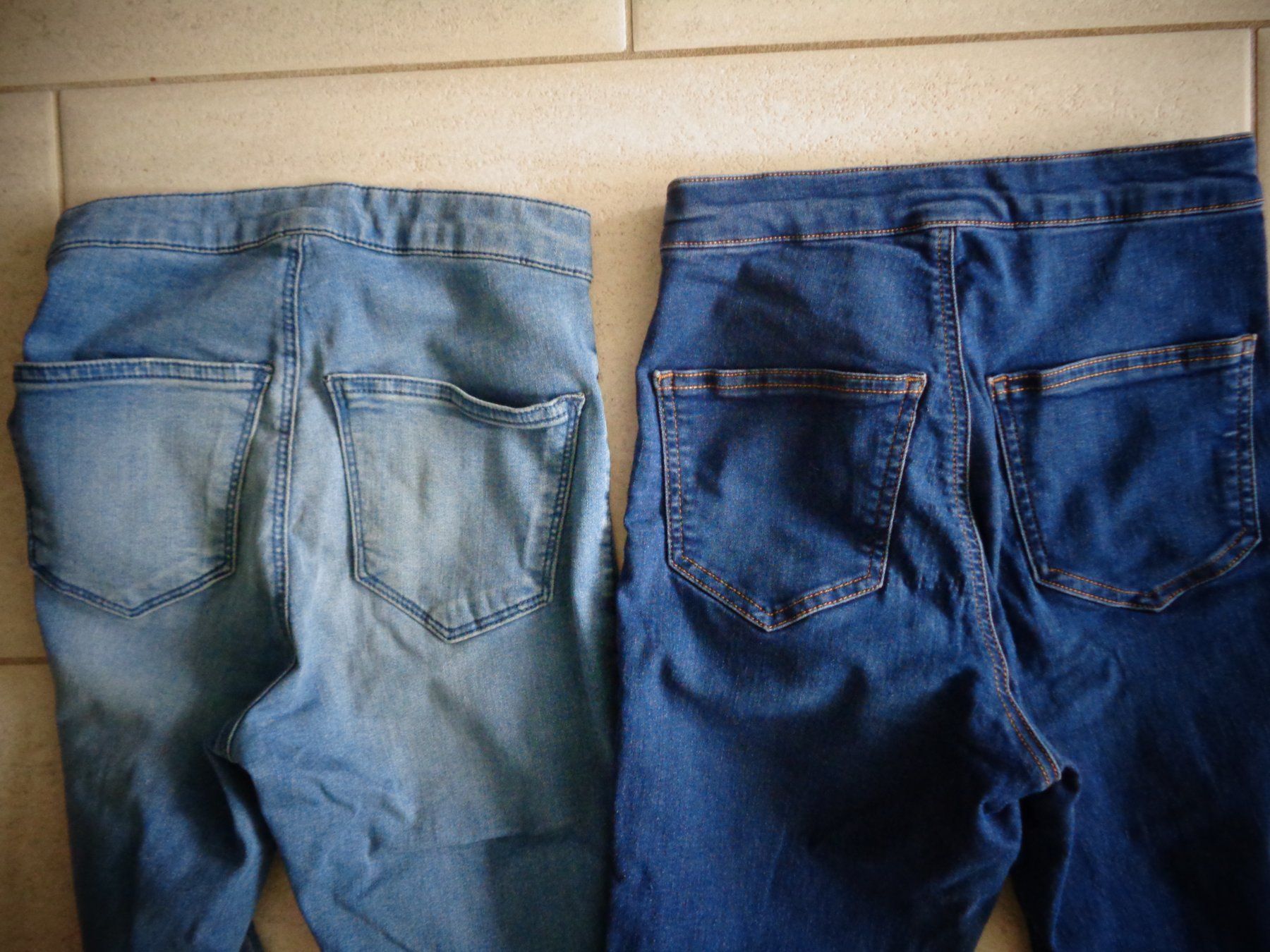 Kleiderpakete: TOPSHOP 2 x JEANS GR.W26/L30 – Gebraucht aus Rotkreuz von Samballi 2
