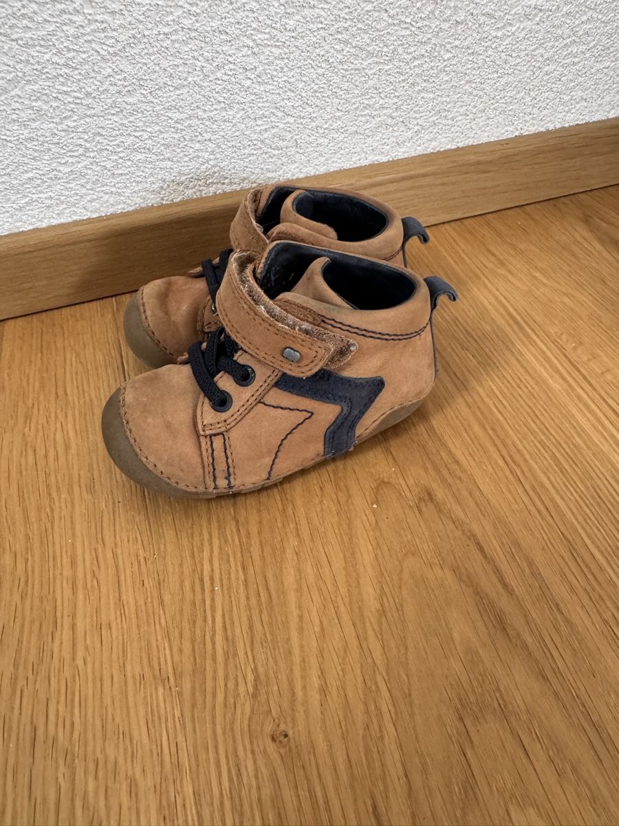 Scarpe per ragazzi: Elefanten Lauflernschuhe Grösse 19 – Usato da Oltingen venduto da Funnyface 1