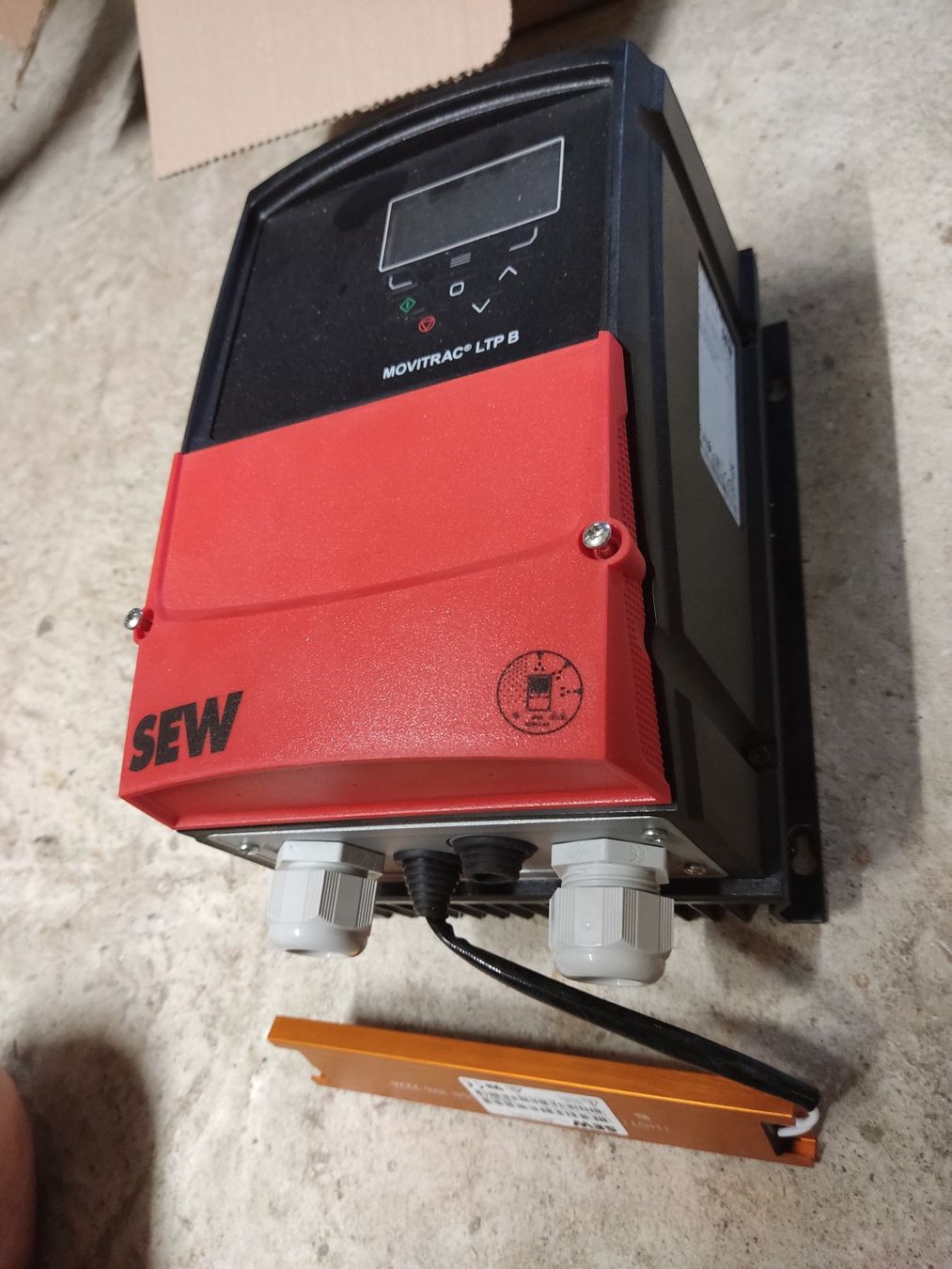 Sew-Eurodrive Composants électroniques: SEW Movitrac LTP-B IP66 – D'occasion à Arnegg par hausspatz