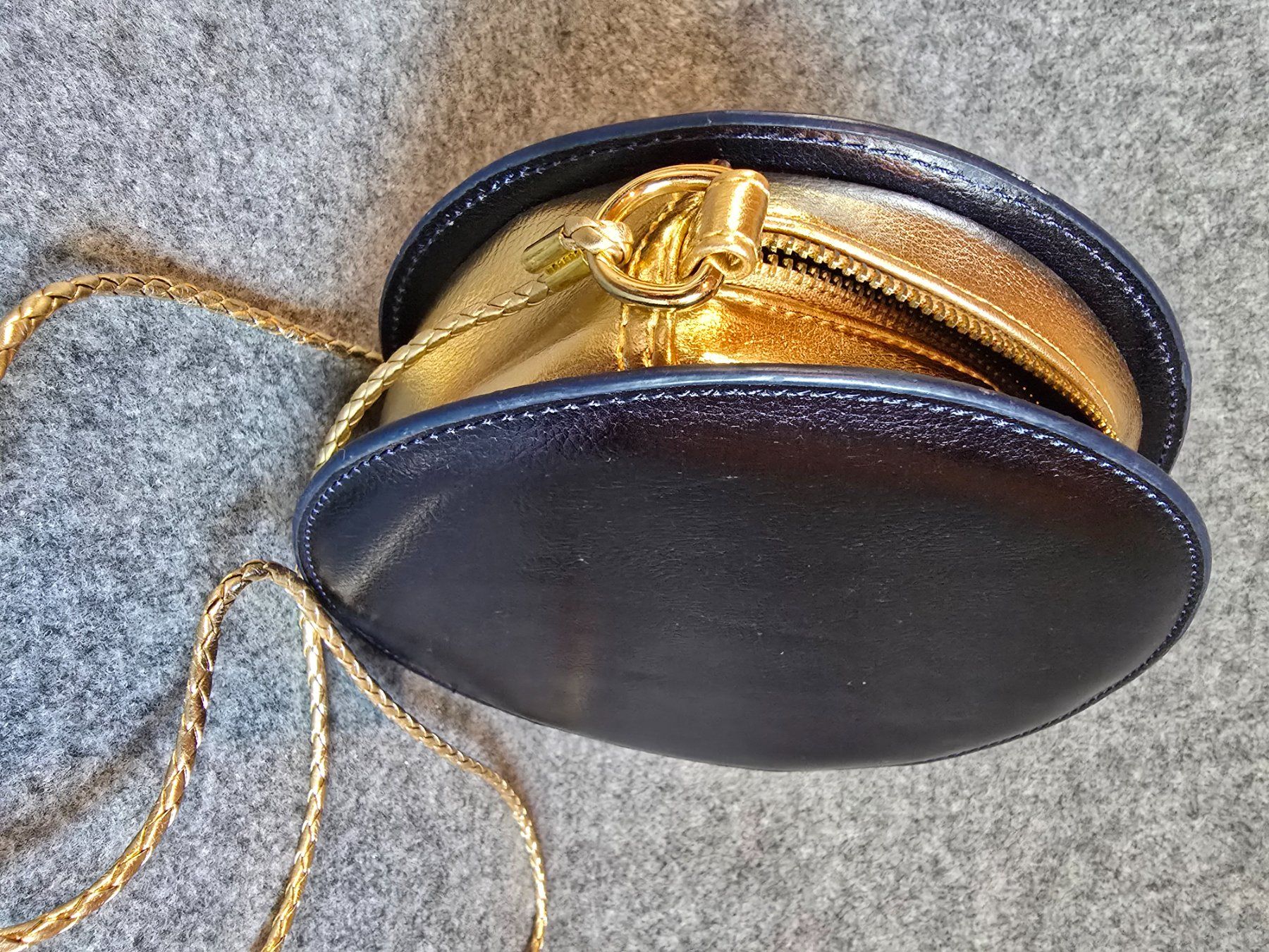 Taschen für Damen: DC Comics Wonder Woman Handtasche – Gebraucht aus Wattwil von Yoshi.97 1