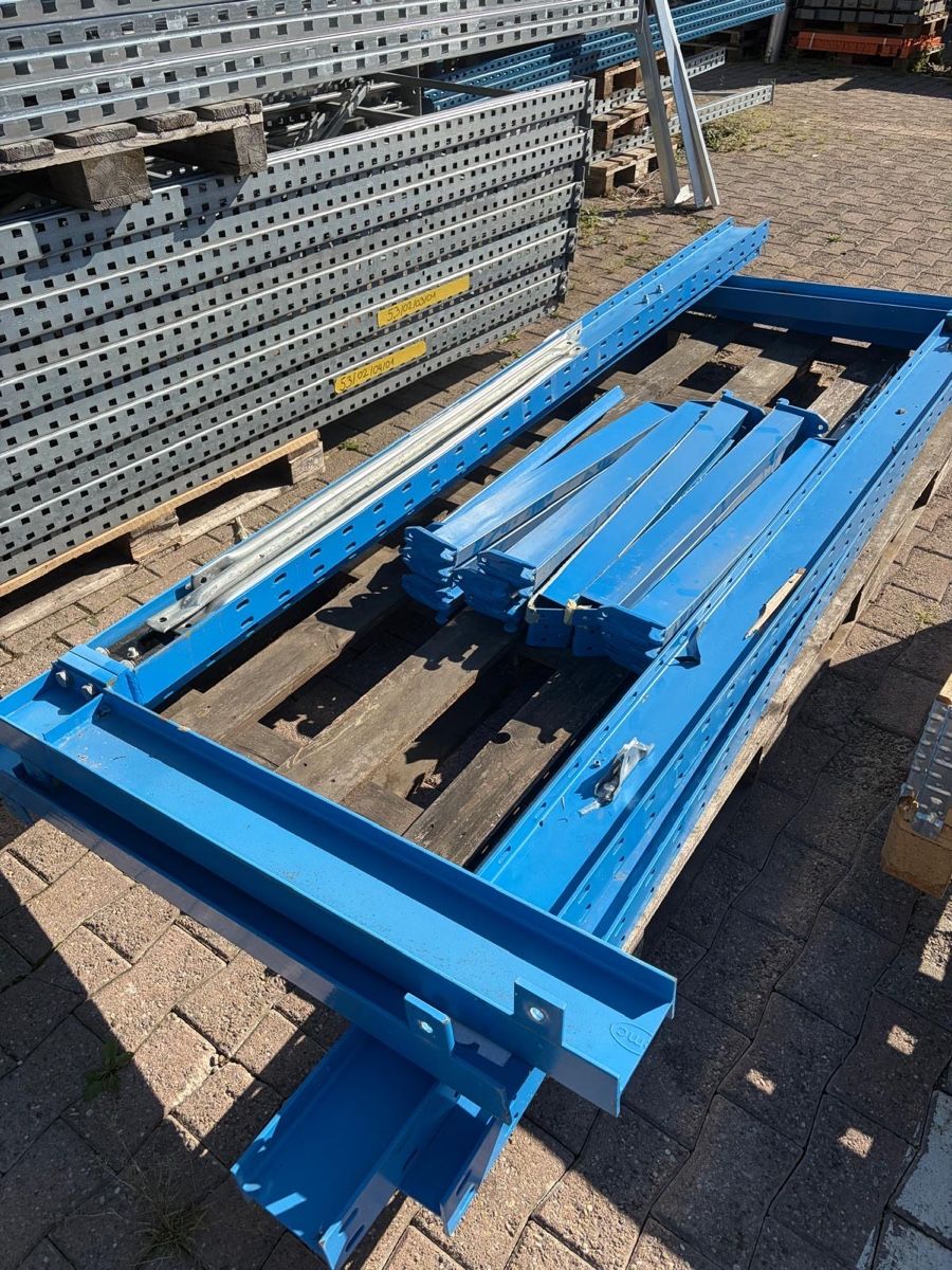 Scaffali: Kragarmregal / Kragarmgestell – Usato da Niederuzwil venduto da Solutions4industry 1