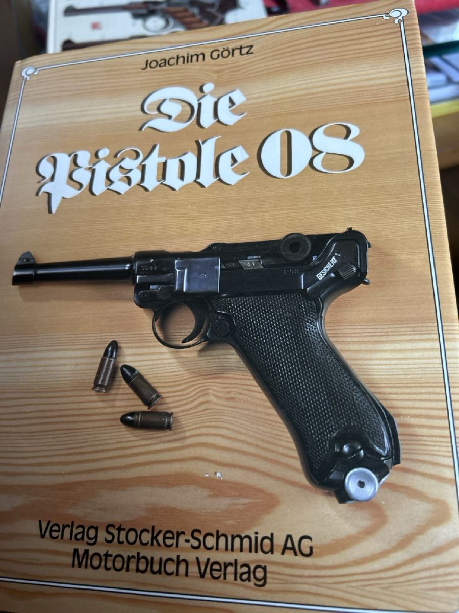 Libri: Buch Die Pistole 08 – Usato da Langnau i. E. venduto da PSS-212