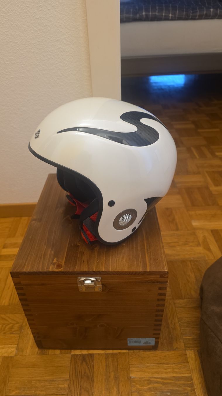Sweet Protection Caschi: Helmet Sweet Protection Carbone – Nuovo e nell'imballaggio originale da Bulle venduto da Christophe1080