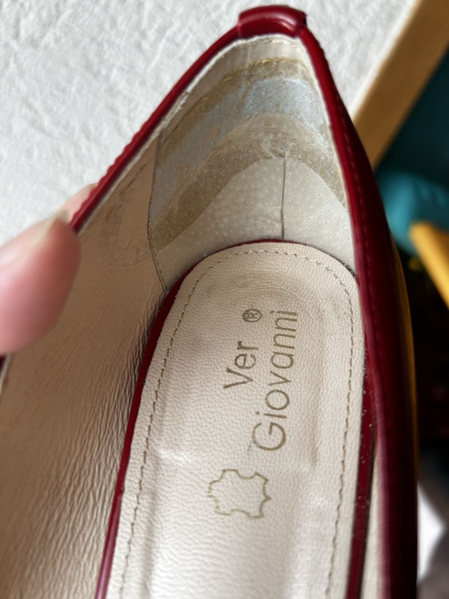 Scarpe da donna: Rote Leder Pumps Gr. 39 Absatzschuhe – Usato da Stettfurt venduto da Ewrozemil 3