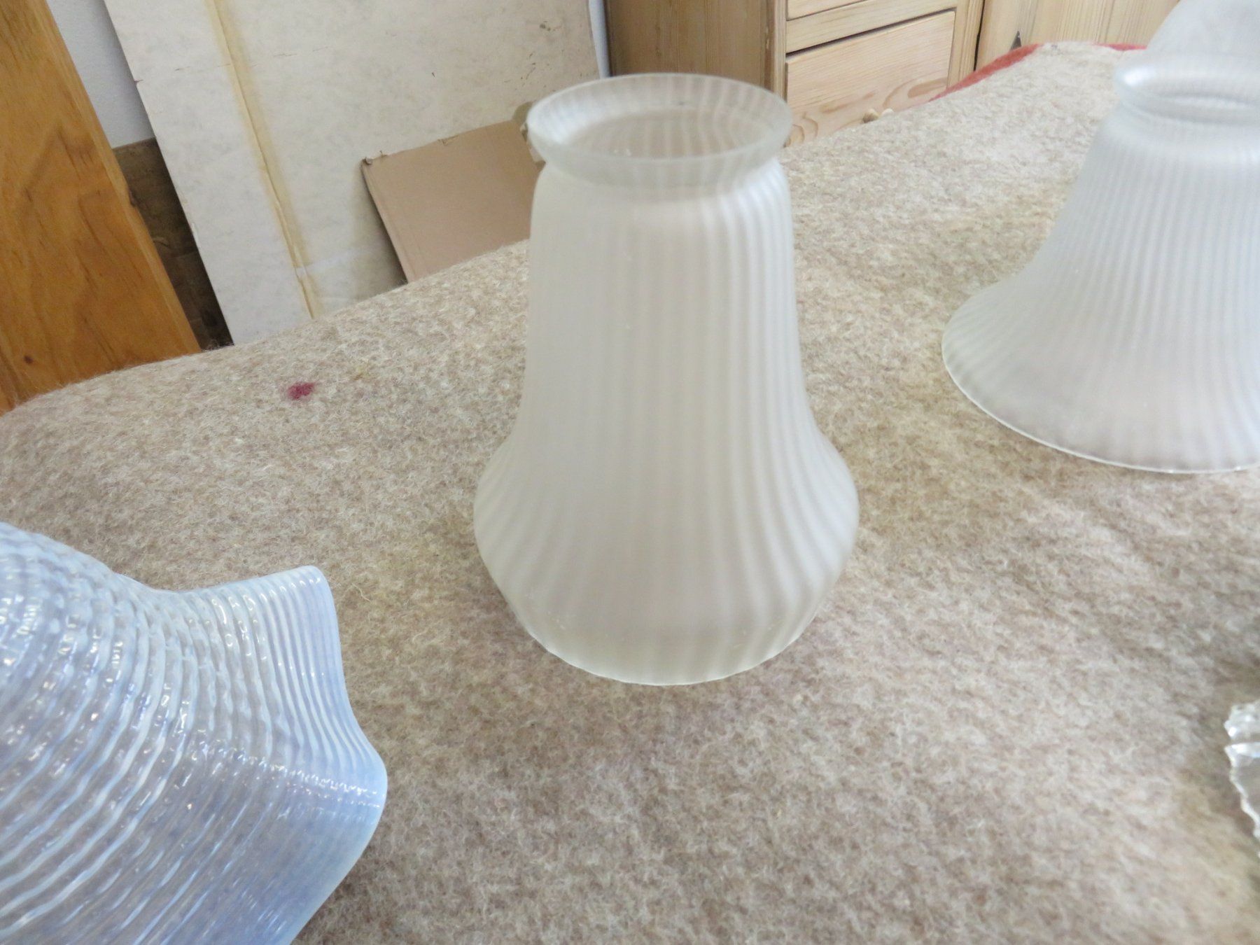 Paralumi: 8 antike Lampengläser – Usato da Ruswil venduto da Mfladibus 4