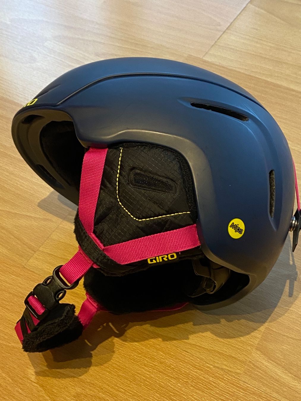 Giro Caschi: Skihelm Giro Gr. S inkl Skibrille Atomic – Nuovo (secondo la descrizione) da Schwarzenbach SG venduto da roto06 1