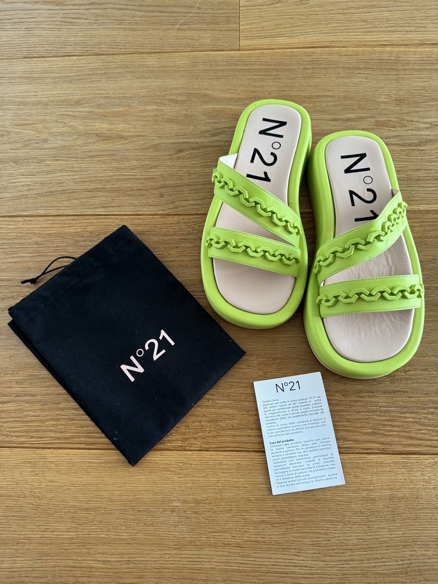Scarpe da donna: Sandale N21 Gr. 37 NEU – Nuovo e nell'imballaggio originale da Killwangen venduto da was.sharp