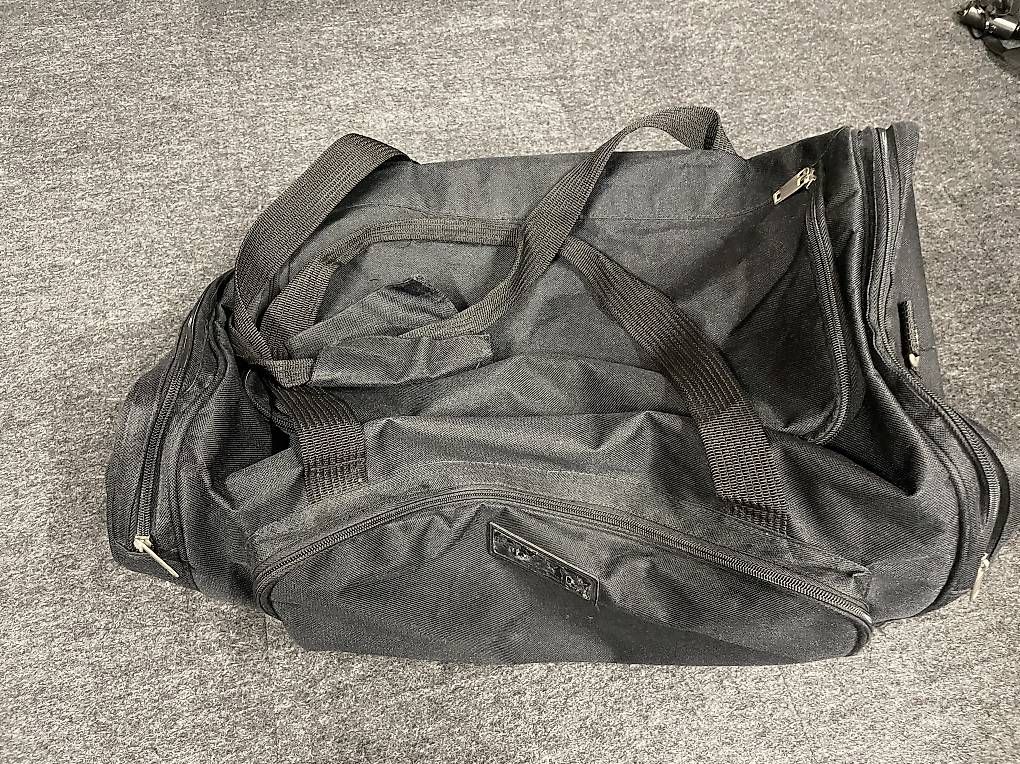 Borse: Reisetasche – Usato da Basel venduto da Basilisk71