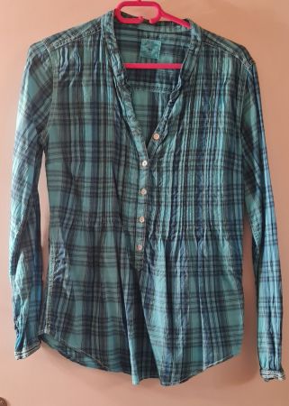 Bluse Grösse 38 in leuchtendem Türkis