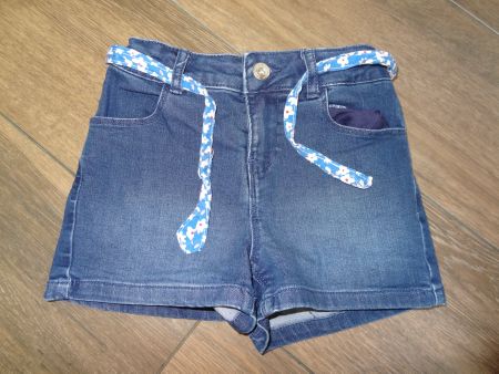 Shorts en jean Okaïdi taille 128cm fille
