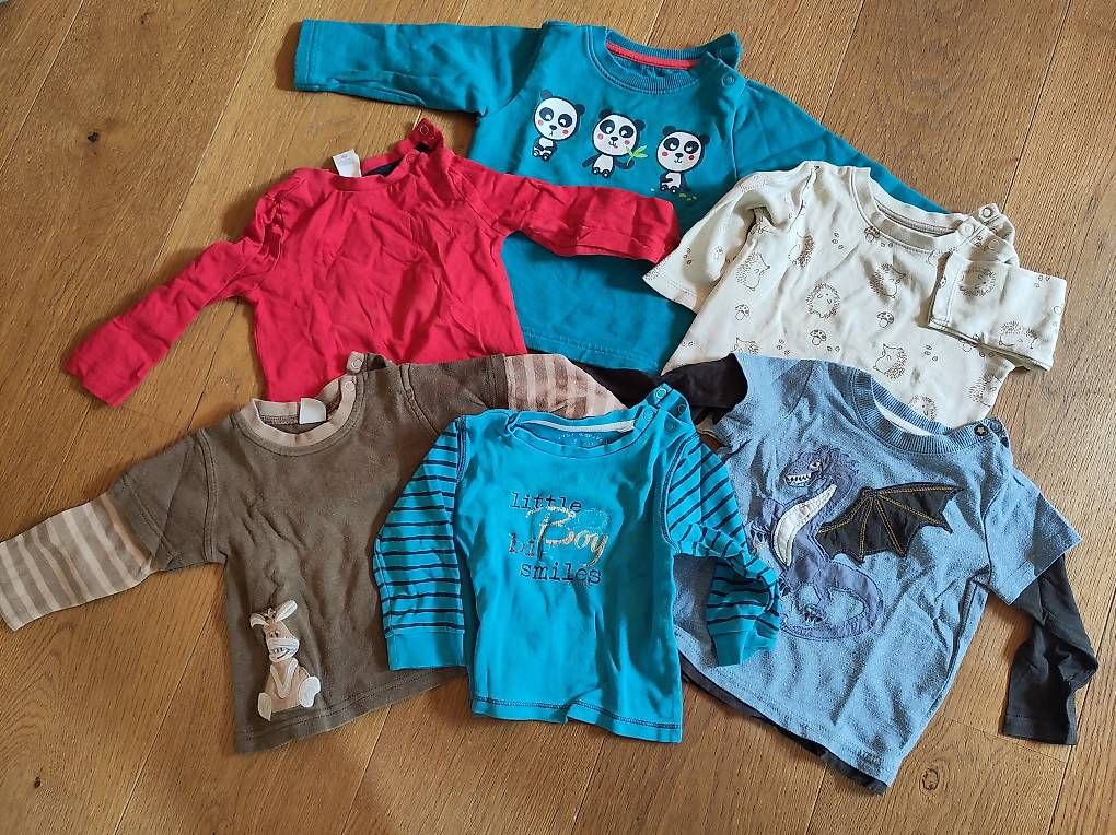 Lotti & Set di vestiti: Kleiderpaket Grösse 68 – Usato da Igis venduto da Ricema 1