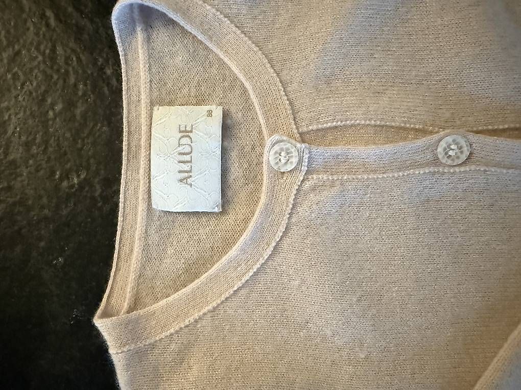 Allude Jacken & Mäntel: Allude Kaschmir Strickjacke Kids – Gebraucht aus Wädenswil von Cocomagi 2