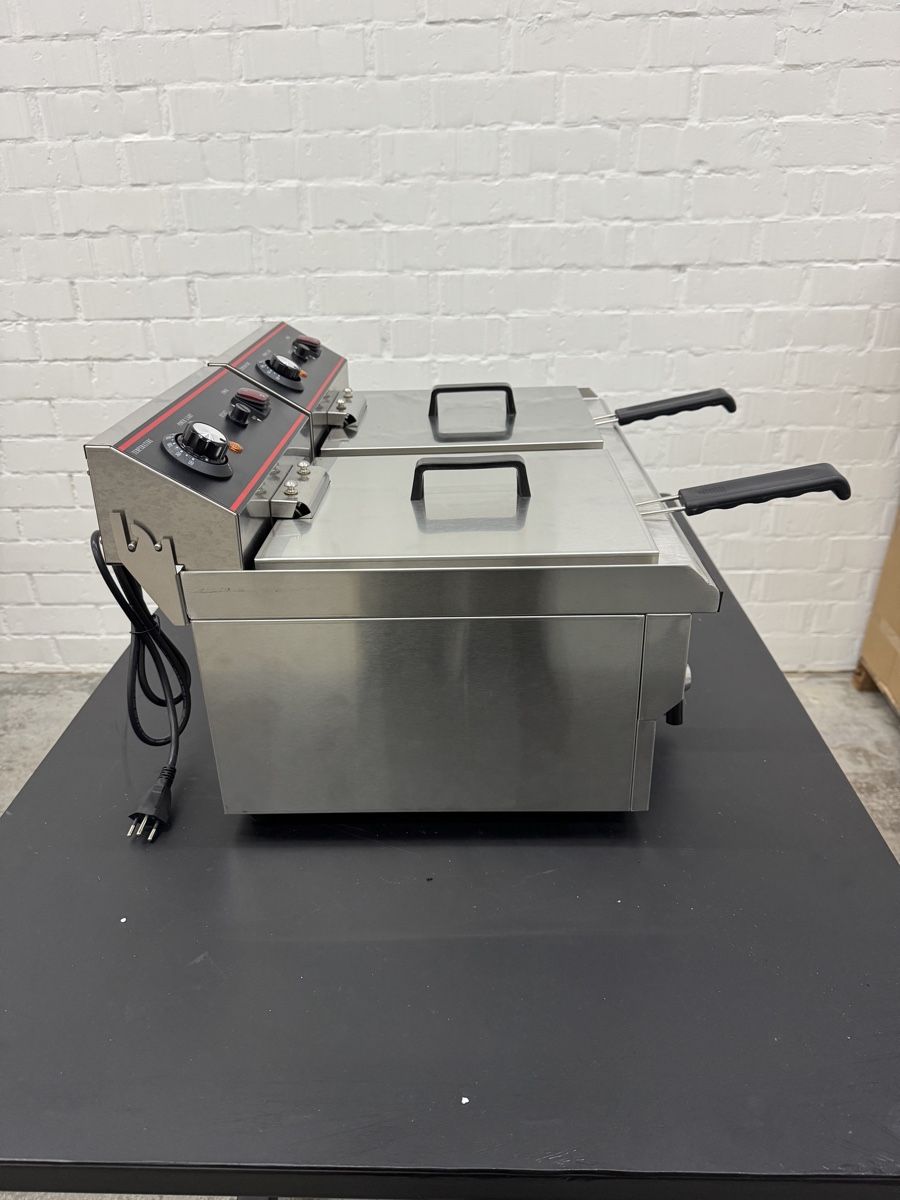 Küchengeräte: Elektro Doppelfritteuse - 10+10 Liter - 3+3 KW - Mit Ablassh – Neu und originalverpackt aus Zuchwil von mafivarotrading 1