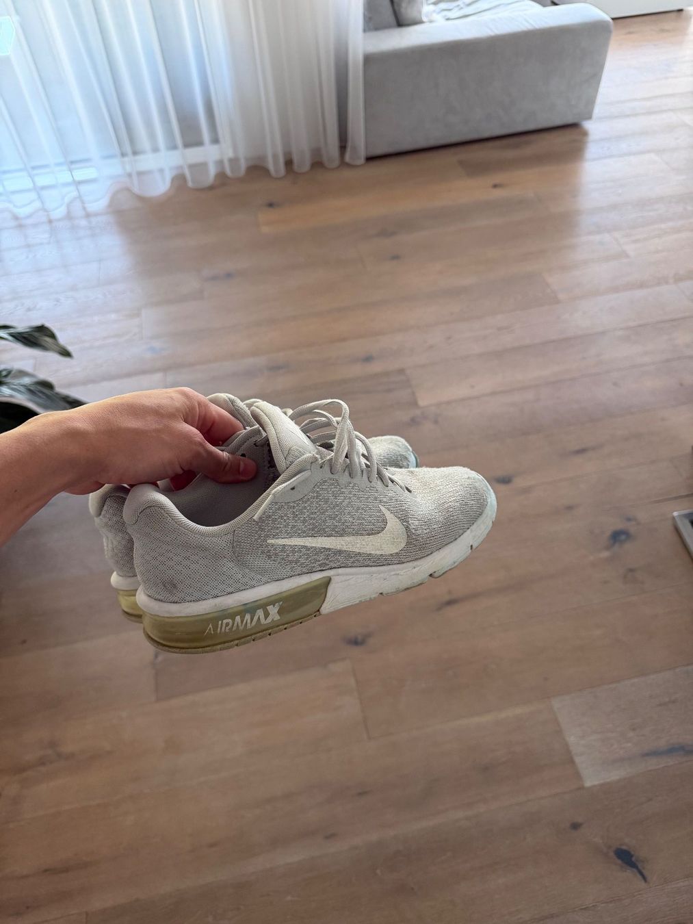 Nike Herrenschuhe: 8 Paar Nike Sneaker Gr.42.5 – Gebraucht aus Neuenhof von PatrickMuff 2