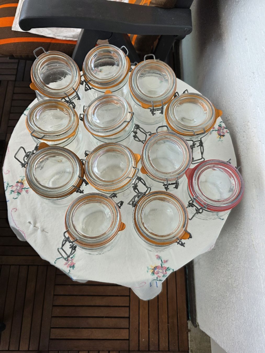 Behälter & Ähnliches: 12 Glas Einmachgläser mit Bügelverschluss  – Gebraucht aus Hinwil von Ehretstock8
