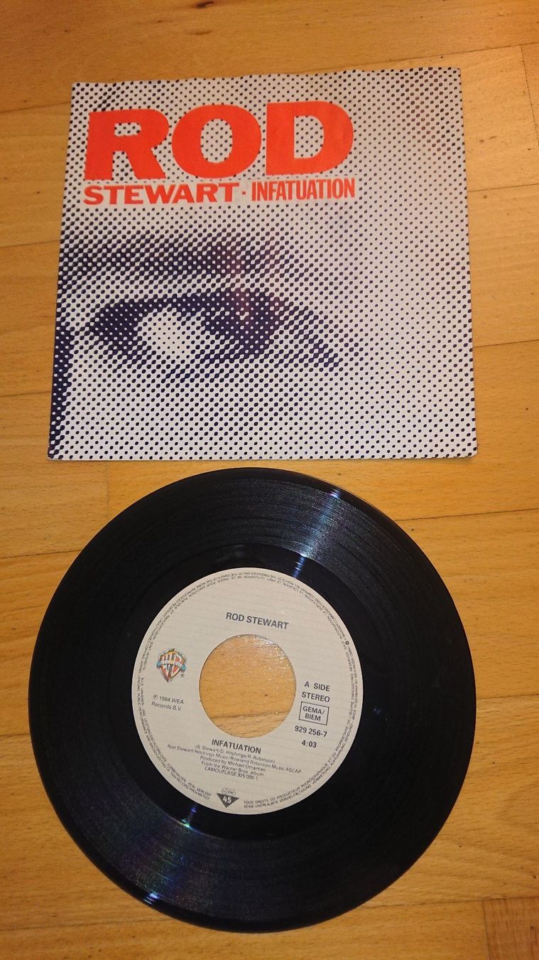 Dischi in vinile: Rod Stewart - Infatuation - Single 1984 – Usato da Egg b. Zürich venduto da orwell1984